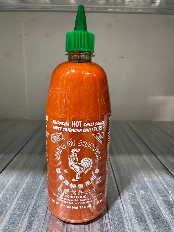 Huy Fong Foods Sriracha Hot Chili Sauce (714mL)