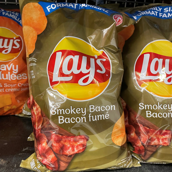 Lays Smokey Bacon Chips (220g)